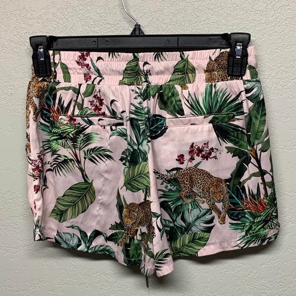 David Lerner Green Leaf Print Shorts Size Small - Picture 3 of 3